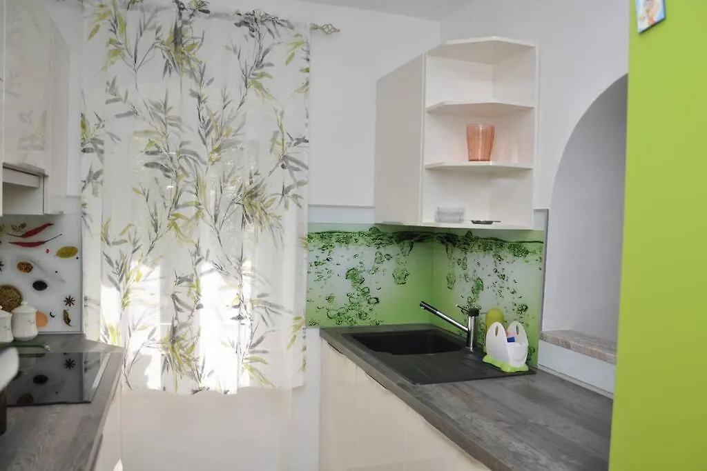 Lovelife Split Apartment